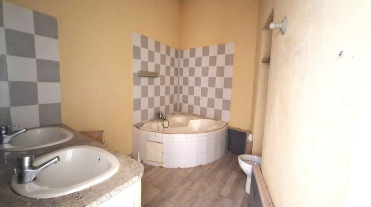 Ma-Cabane - Vente Appartement MONTIGNAC, 79 m²