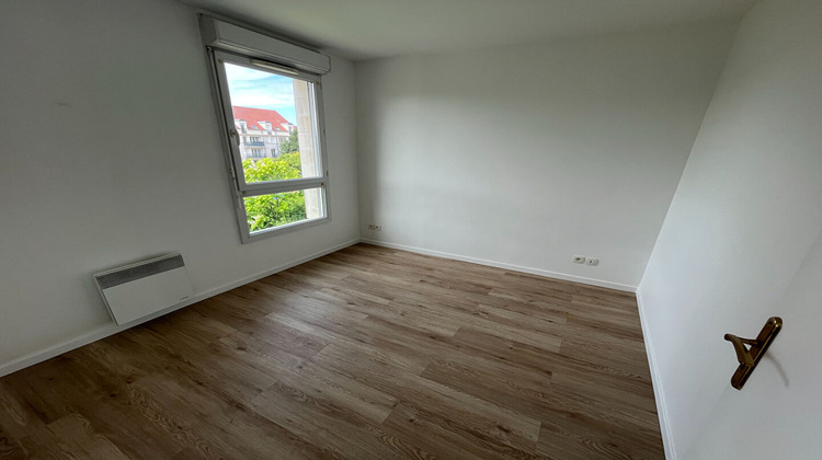 Ma-Cabane - Vente Appartement MONTIGNY-LE-BRETONNEUX, 39 m²