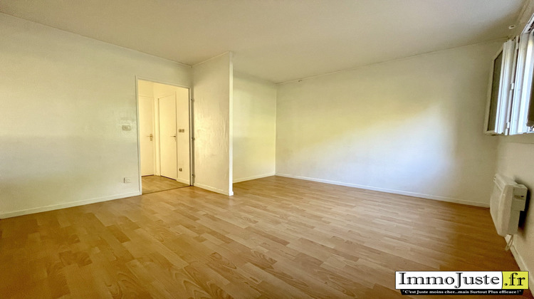 Ma-Cabane - Vente Appartement Montigny-le-Bretonneux, 48 m²