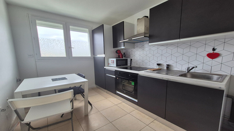 Ma-Cabane - Vente Appartement MONTIGNY-LE-BRETONNEUX, 52 m²