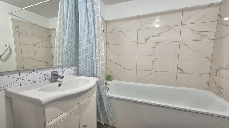 Ma-Cabane - Vente Appartement MONTIGNY-LE-BRETONNEUX, 52 m²