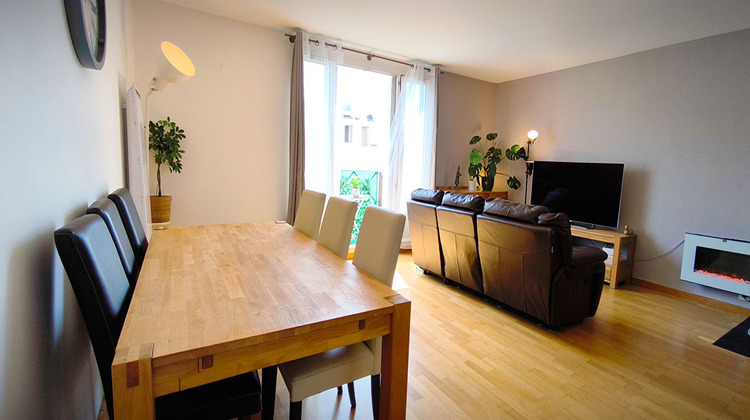 Ma-Cabane - Vente Appartement MONTIGNY-LE-BRETONNEUX, 77 m²