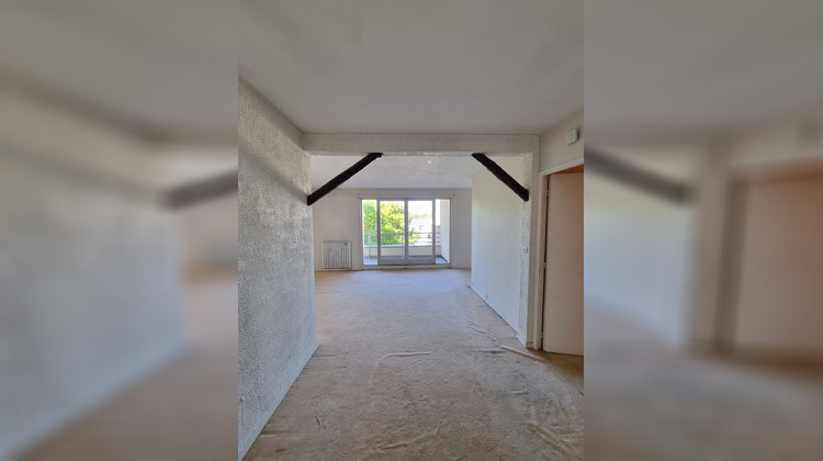 Ma-Cabane - Vente Appartement Montigny-le-Bretonneux, 56 m²