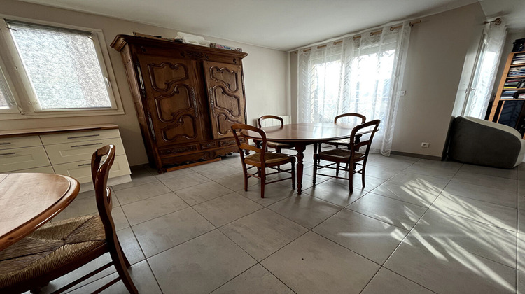 Ma-Cabane - Vente Appartement MONTIGNY-LE-BRETONNEUX, 93 m²