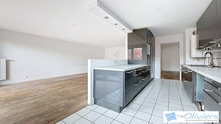 Ma-Cabane - Vente Appartement Montigny-le-Bretonneux, 83 m²