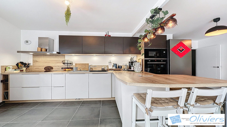 Ma-Cabane - Vente Appartement Montigny-le-Bretonneux, 83 m²