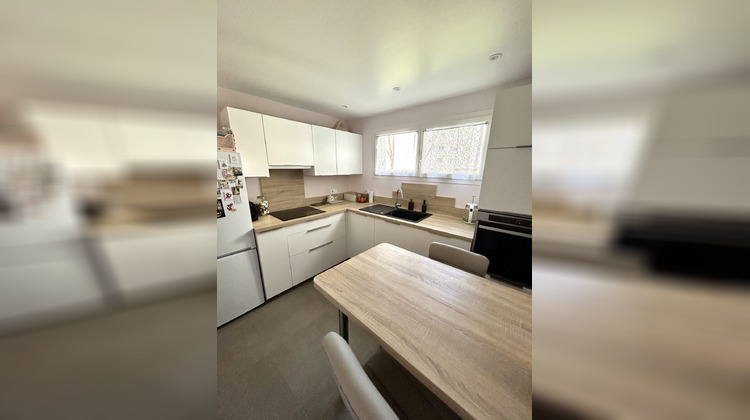 Ma-Cabane - Vente Appartement Montigny-le-Bretonneux, 88 m²