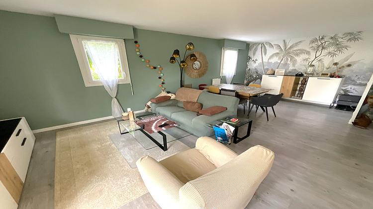Ma-Cabane - Vente Appartement MONTIGNY-LE-BRETONNEUX, 90 m²