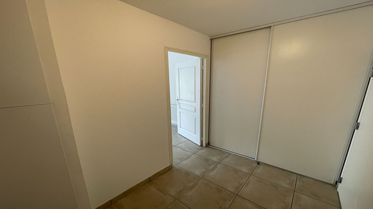 Ma-Cabane - Vente Appartement MONTIVILLIERS, 61 m²