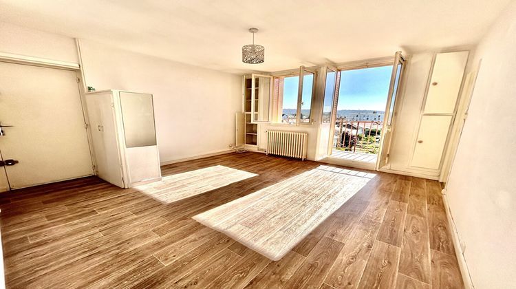 Ma-Cabane - Vente Appartement MONTLUCON, 47 m²