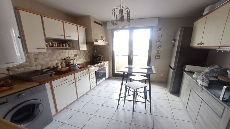 Ma-Cabane - Vente Appartement MONTLUCON, 74 m²