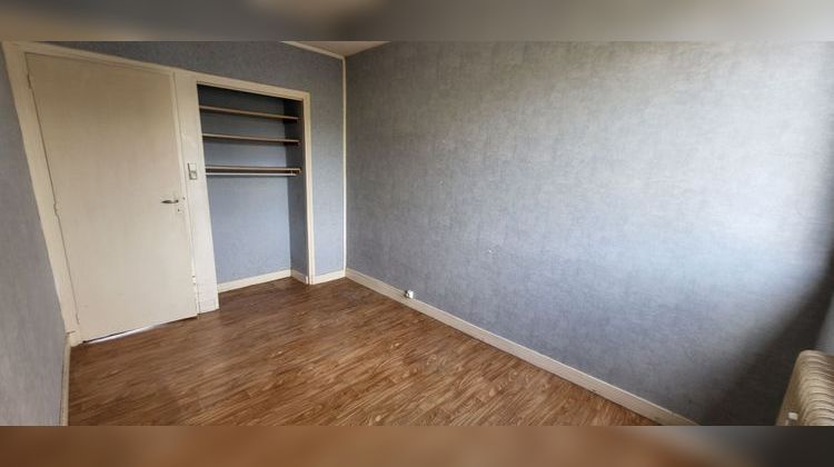 Ma-Cabane - Vente Appartement MONTLUCON, 56 m²