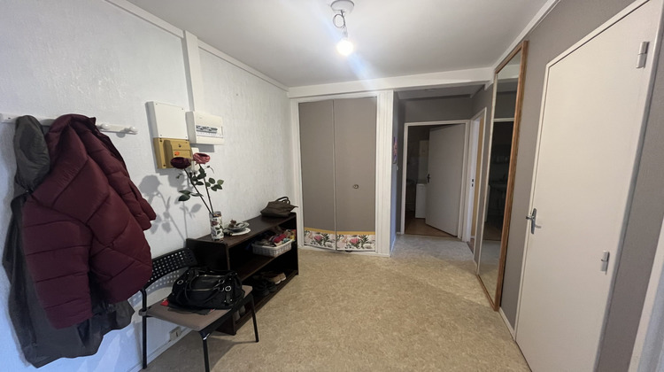 Ma-Cabane - Vente Appartement Montluçon, 54 m²