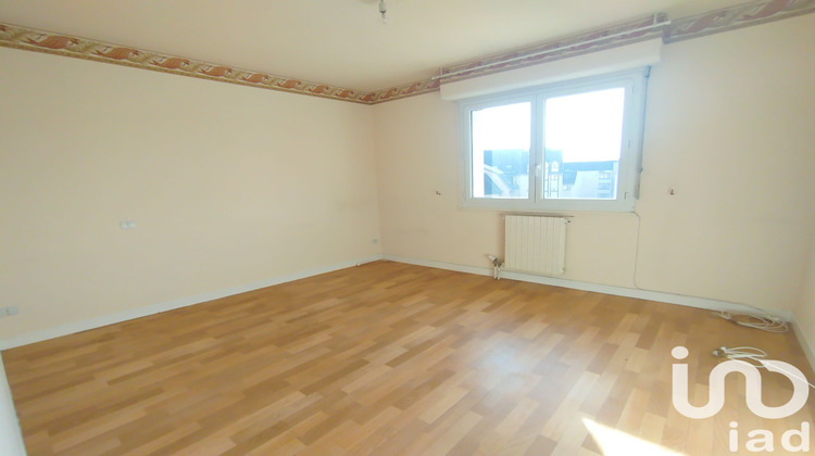 Ma-Cabane - Vente Appartement Montluçon, 103 m²