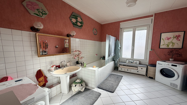 Ma-Cabane - Vente Appartement MONTLUCON, 193 m²