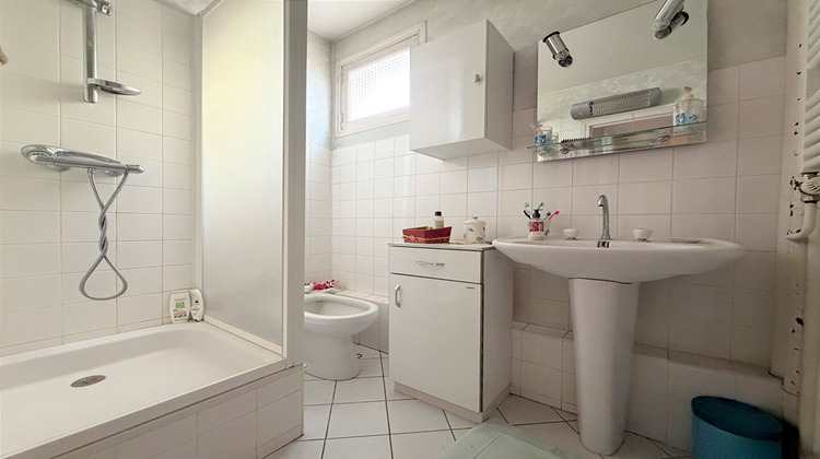 Ma-Cabane - Vente Appartement MONTLUCON, 71 m²