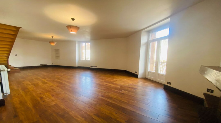 Ma-Cabane - Vente Appartement MONTLUCON, 180 m²