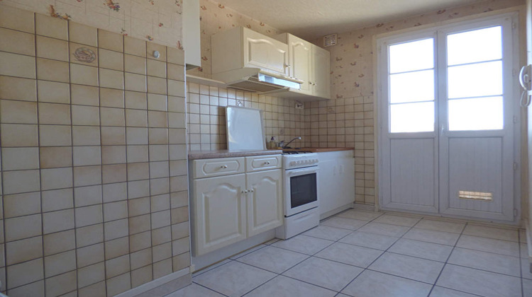 Ma-Cabane - Vente Appartement MONTLUCON, 55 m²