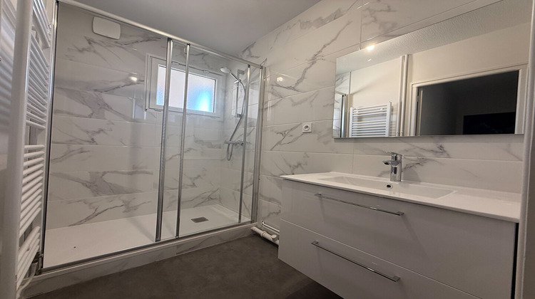 Ma-Cabane - Vente Appartement MONTLUCON, 73 m²