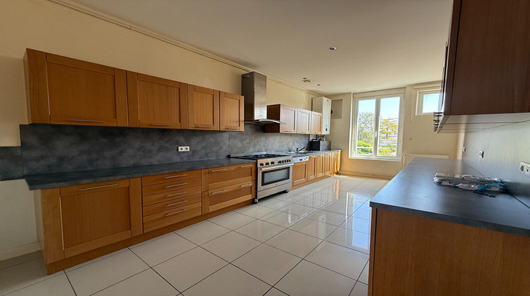 Ma-Cabane - Vente Appartement MONTLUCON, 156 m²