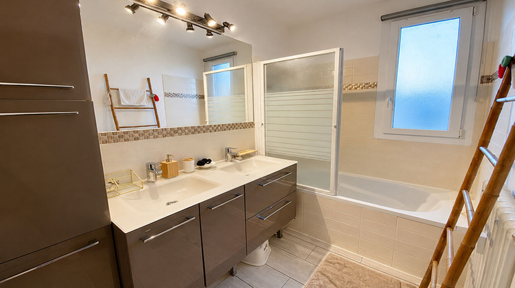 Ma-Cabane - Vente Appartement MONTMORENCY, 64 m²