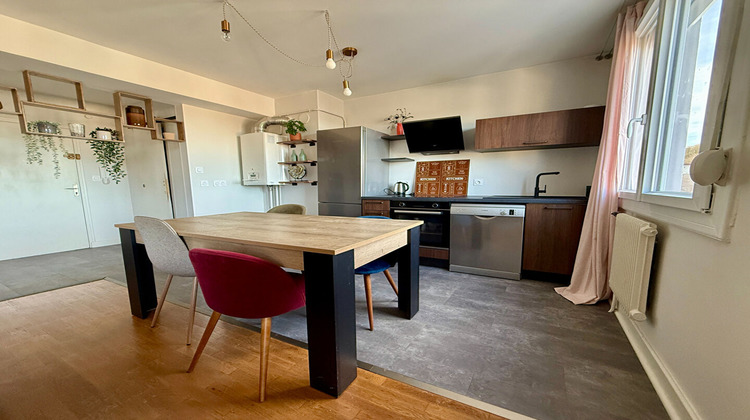 Ma-Cabane - Vente Appartement MONTMOROT, 55 m²