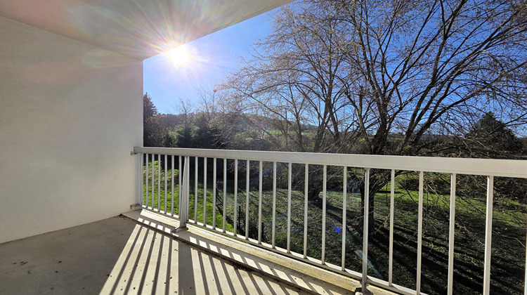 Ma-Cabane - Vente Appartement MONTMOROT, 51 m²