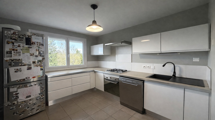Ma-Cabane - Vente Appartement MONTMOROT, 87 m²