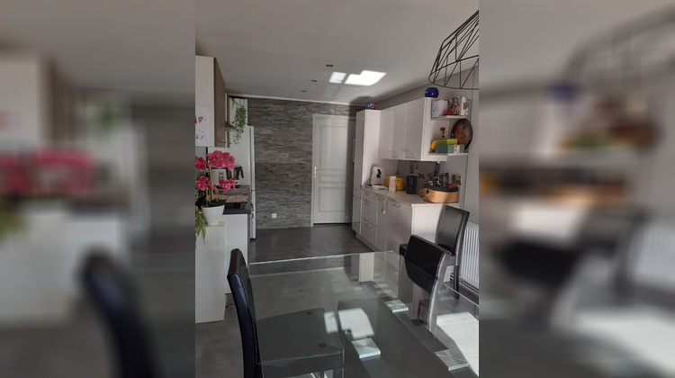 Ma-Cabane - Vente Appartement MONTMOROT, 55 m²