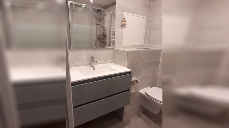 Ma-Cabane - Vente Appartement MONTMOROT, 55 m²