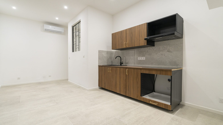 Ma-Cabane - Vente Appartement montredon, 75 m²
