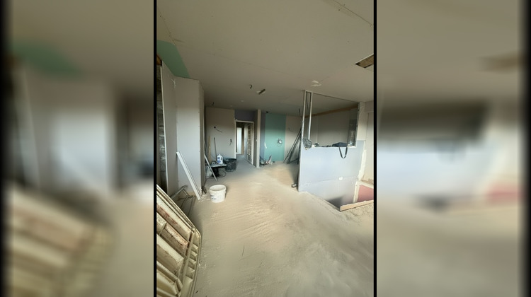 Ma-Cabane - Vente Appartement MONTREJEAU, 64 m²