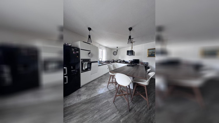 Ma-Cabane - Vente Appartement MONTREUIL LE GAST, 180 m²