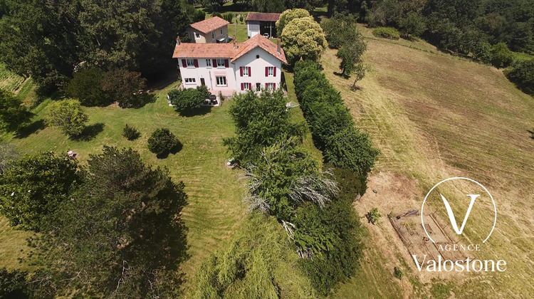 Ma-Cabane - Vente Appartement Montsoue, 197 m²