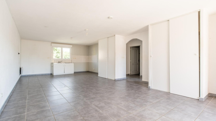 Ma-Cabane - Vente Appartement Morestel, 61 m²