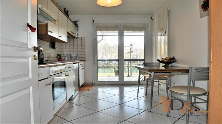 Ma-Cabane - Vente Appartement Mulhouse, 64 m²