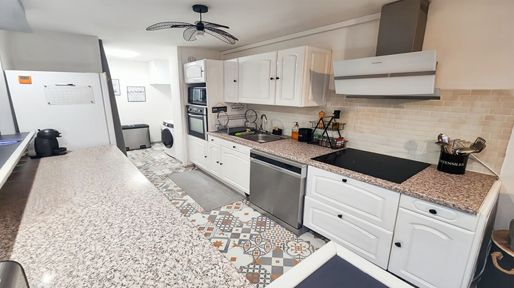 Ma-Cabane - Vente Appartement NANDY, 70 m²