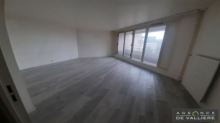 Ma-Cabane - Vente Appartement NANTERRE, 75 m²