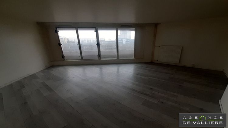 Ma-Cabane - Vente Appartement NANTERRE, 75 m²