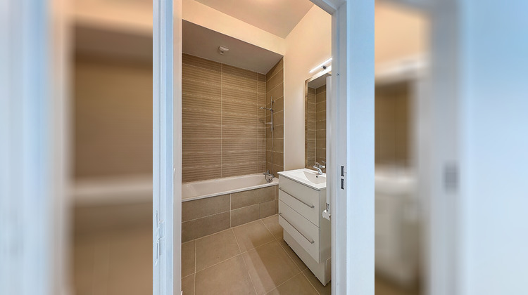 Ma-Cabane - Vente Appartement NANTERRE, 91 m²