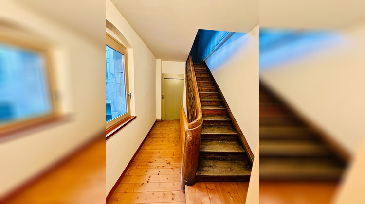 Ma-Cabane - Vente Appartement NANTUA, 198 m²