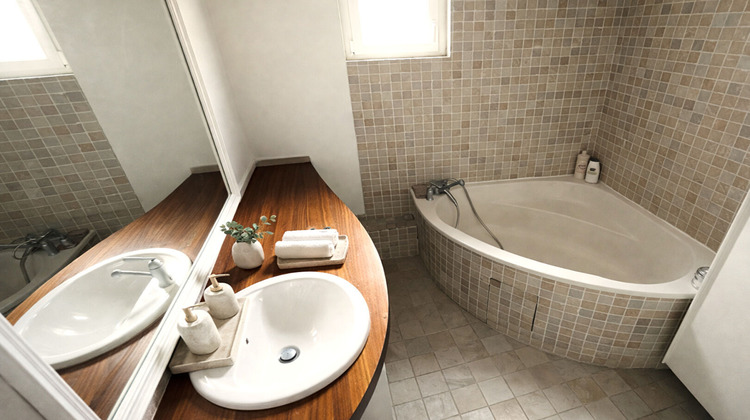 Ma-Cabane - Vente Appartement NARBONNE, 136 m²