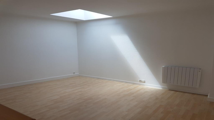 Ma-Cabane - Vente Appartement NEAUPHLE-LE-CHATEAU, 33 m²