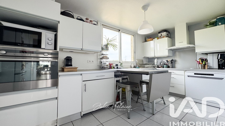 Ma-Cabane - Vente Appartement Neauphle-le-Château, 84 m²