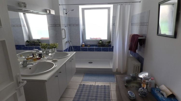 Ma-Cabane - Vente Appartement NERIS LES BAINS, 135 m²
