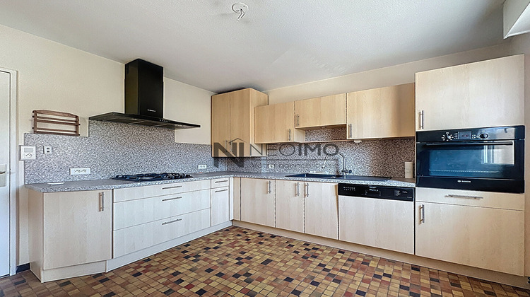 Ma-Cabane - Vente Appartement NEUFCHATEAU, 67 m²