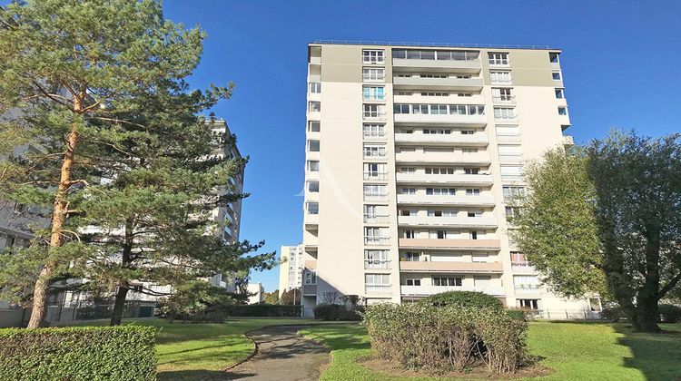 Ma-Cabane - Vente Appartement NEUILLY-SUR-MARNE, 53 m²