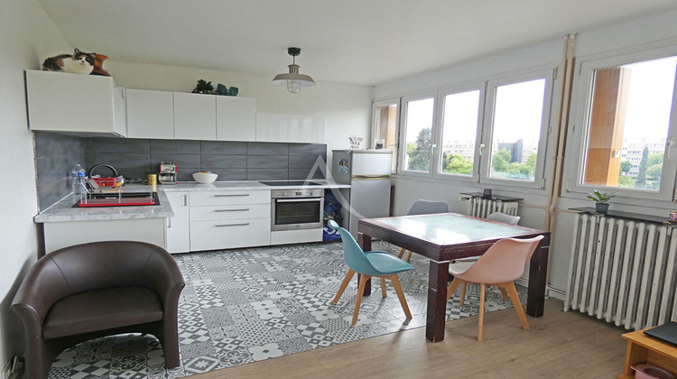 Ma-Cabane - Vente Appartement NEUILLY-SUR-MARNE, 65 m²