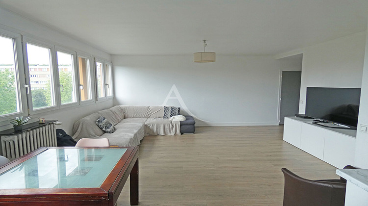 Ma-Cabane - Vente Appartement NEUILLY-SUR-MARNE, 65 m²
