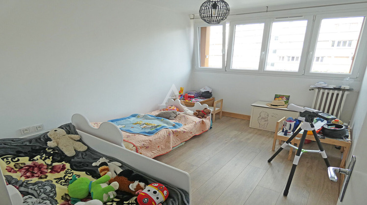 Ma-Cabane - Vente Appartement NEUILLY-SUR-MARNE, 65 m²
